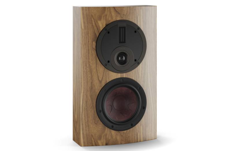 RUBIKORE ON-WALL WALNUT